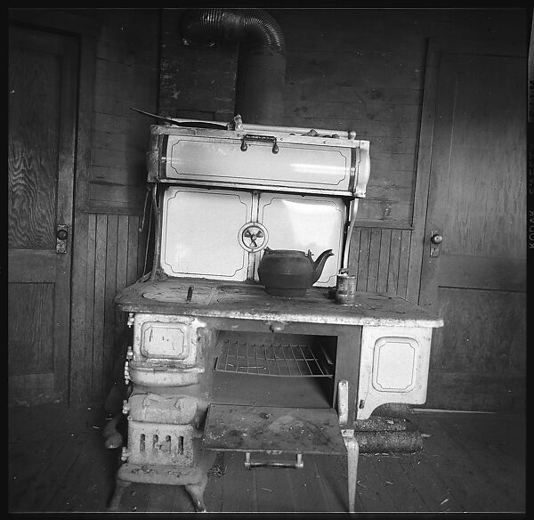 [33 Interior and Exterior Views of House and Portraits of Family, Nova Scotia], Walker Evans (American, St. Louis, Missouri 1903–1975 New Haven, Connecticut), Film negative