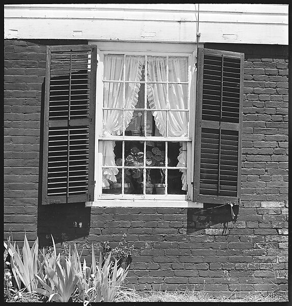 [10 Views of a Victorian House, Old Mystic, Connecticut and the Fuller House, Stonington, Connecticut], Walker Evans (American, St. Louis, Missouri 1903–1975 New Haven, Connecticut), Film negative