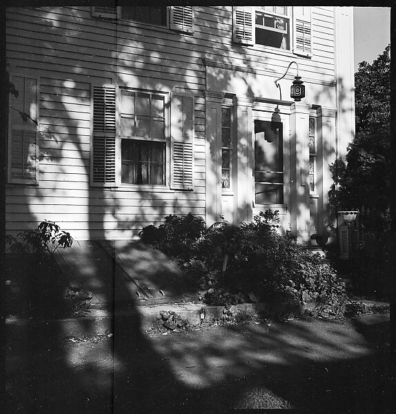 [23 Exterior Views of the Fuller House, Stonington, Connecticut], Walker Evans (American, St. Louis, Missouri 1903–1975 New Haven, Connecticut), Film negative