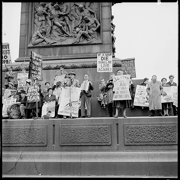 [12 Views of Demonstration in Trafalgar Square, London], Walker Evans (American, St. Louis, Missouri 1903–1975 New Haven, Connecticut), Film negative