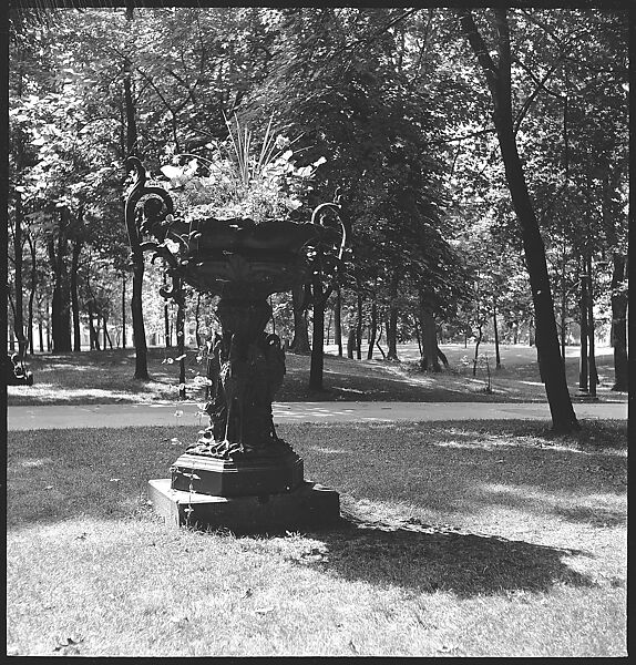 [12 Architectural Views: Funhouse, Birdhouse, Garden, Hotel], Walker Evans (American, St. Louis, Missouri 1903–1975 New Haven, Connecticut), Film negative
