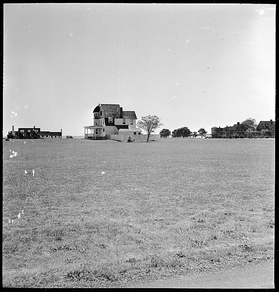 [29 Exterior Views of Midwestern Victorian House in Field], Walker Evans (American, St. Louis, Missouri 1903–1975 New Haven, Connecticut), Film negative