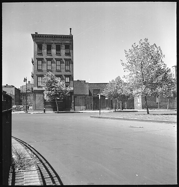 [24 Street Scenes at York Avenue and 92nd Street, New York City], Walker Evans (American, St. Louis, Missouri 1903–1975 New Haven, Connecticut), Film negative