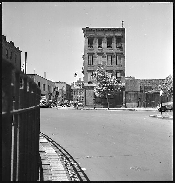 [24 Street Scenes at York Avenue and 92nd Street, New York City], Walker Evans (American, St. Louis, Missouri 1903–1975 New Haven, Connecticut), Film negative