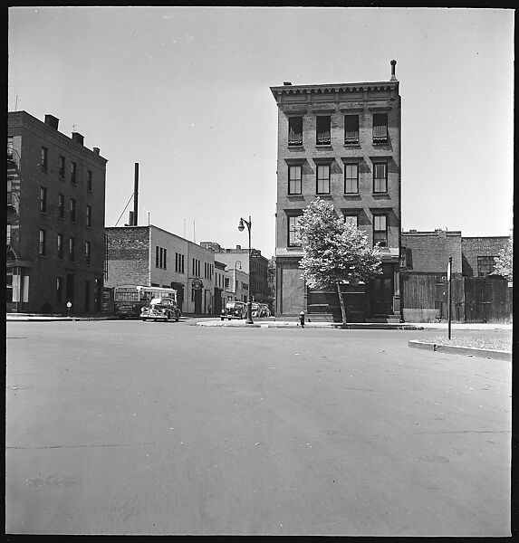 [24 Street Scenes at York Avenue and 92nd Street, New York City], Walker Evans (American, St. Louis, Missouri 1903–1975 New Haven, Connecticut), Film negative