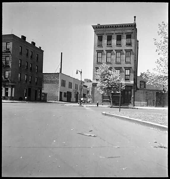 [24 Street Scenes at York Avenue and 92nd Street, New York City], Walker Evans (American, St. Louis, Missouri 1903–1975 New Haven, Connecticut), Film negative