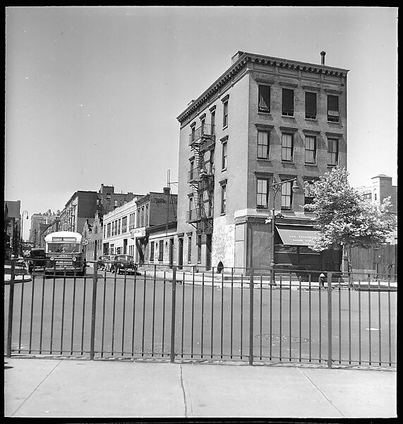 [24 Street Scenes at York Avenue and 92nd Street, New York City], Walker Evans (American, St. Louis, Missouri 1903–1975 New Haven, Connecticut), Film negative