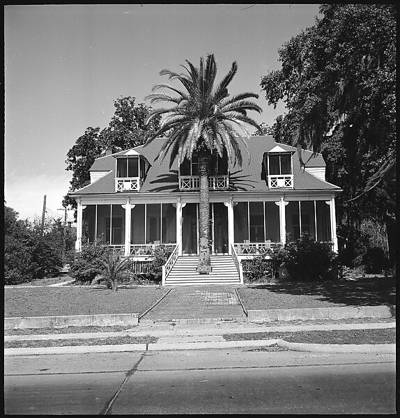 [4 Exterior Views of Victorian Cottage, Florida], Walker Evans (American, St. Louis, Missouri 1903–1975 New Haven, Connecticut), Film negative