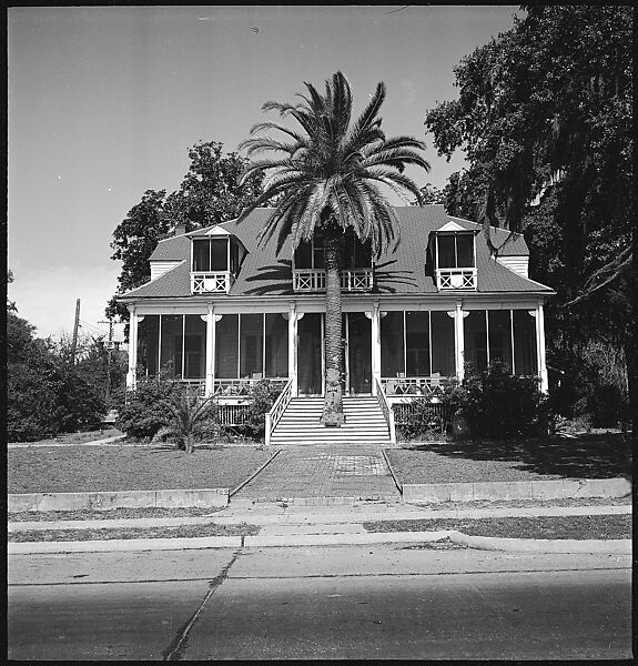 [4 Exterior Views of Victorian Cottage, Florida], Walker Evans (American, St. Louis, Missouri 1903–1975 New Haven, Connecticut), Film negative