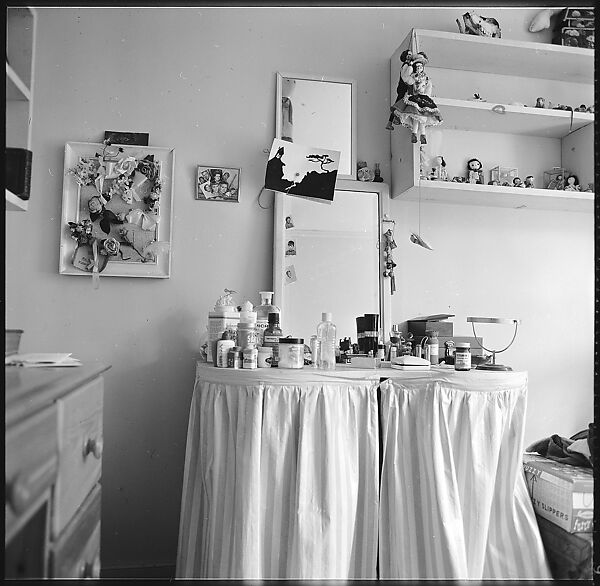 [25 Interior and Exterior Views of Frame Houses and Church, Ipswich, Massachusetts], Walker Evans (American, St. Louis, Missouri 1903–1975 New Haven, Connecticut), Film negative