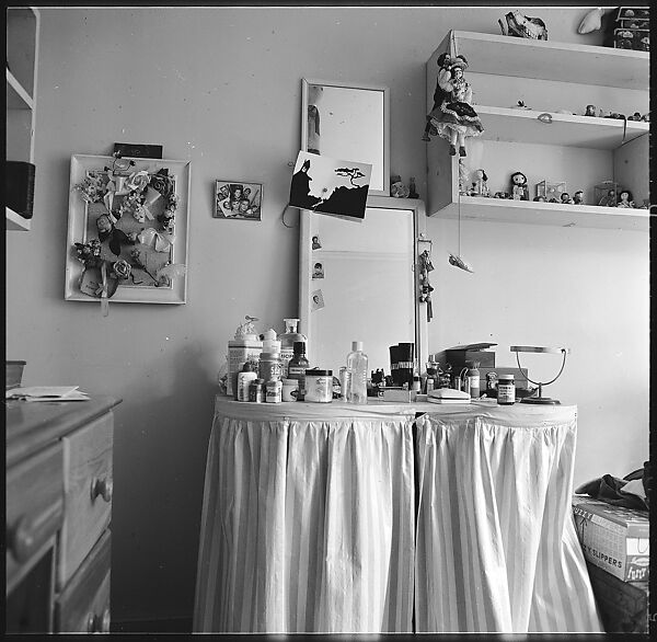 [25 Interior and Exterior Views of Frame Houses and Church, Ipswich, Massachusetts], Walker Evans (American, St. Louis, Missouri 1903–1975 New Haven, Connecticut), Film negative