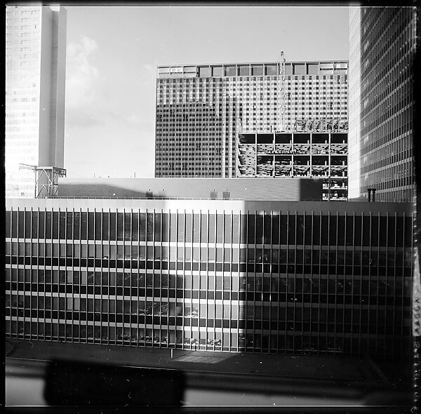[21 Views of International Style Architecture, Possibly New York City], Walker Evans (American, St. Louis, Missouri 1903–1975 New Haven, Connecticut), Film negative