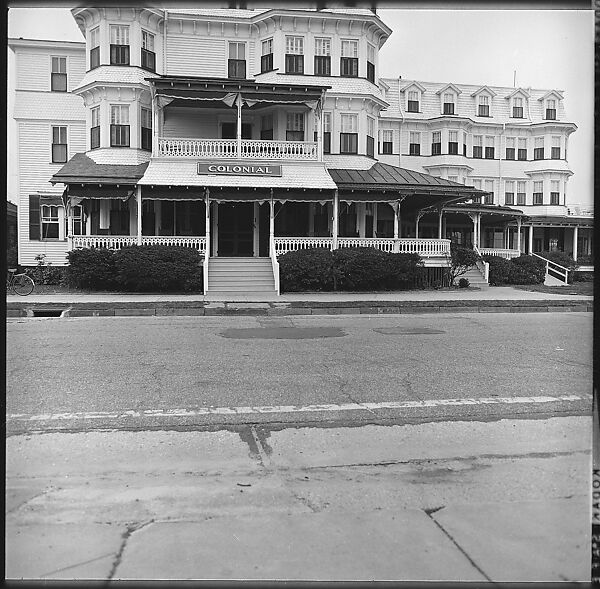 [35 Exterior Views of Hotels, Cape May, New Jersey], Walker Evans (American, St. Louis, Missouri 1903–1975 New Haven, Connecticut), Film negative