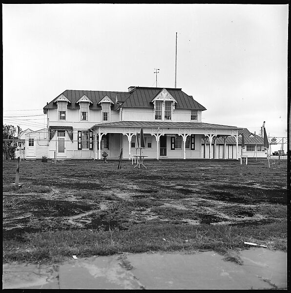 [35 Exterior Views of Hotels, Cape May, New Jersey], Walker Evans (American, St. Louis, Missouri 1903–1975 New Haven, Connecticut), Film negative