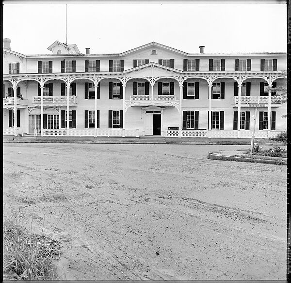 [56 Exterior Views of Hotels, Cape May, New Jersey], Walker Evans (American, St. Louis, Missouri 1903–1975 New Haven, Connecticut), Film negative