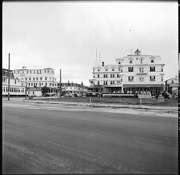 [56 Exterior Views of Hotels, Cape May, New Jersey], Walker Evans (American, St. Louis, Missouri 1903–1975 New Haven, Connecticut), Film negative