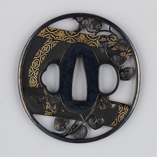 Sword Guard (Tsuba), Copper-gold alloy (shakudō), gold, copper, Japanese