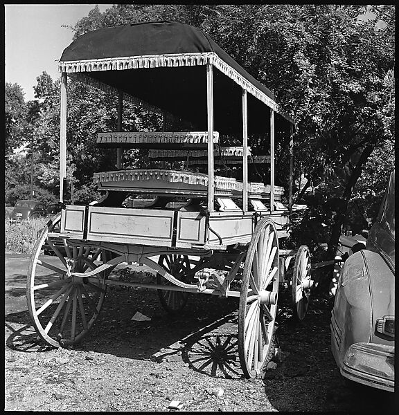 [3 Views of Horse-Drawn Carriage], Walker Evans (American, St. Louis, Missouri 1903–1975 New Haven, Connecticut), Film negative 