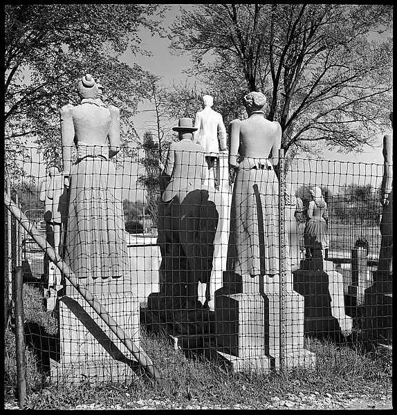 [Family Plot, Mayfield, Kentucky], Walker Evans (American, St. Louis, Missouri 1903–1975 New Haven, Connecticut), Film negative
