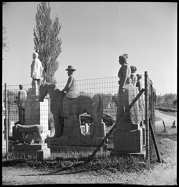 [Family Plot, Mayfield, Kentucky], Walker Evans (American, St. Louis, Missouri 1903–1975 New Haven, Connecticut), Film negative