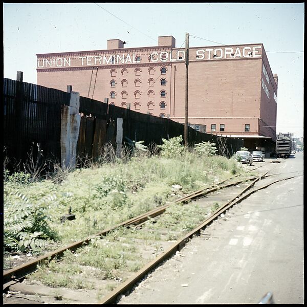 [227 Views of Buildings and Brooklyn Bridge for Fortune Article "On the Waterfront"], Walker Evans (American, St. Louis, Missouri 1903–1975 New Haven, Connecticut), Color film transparency