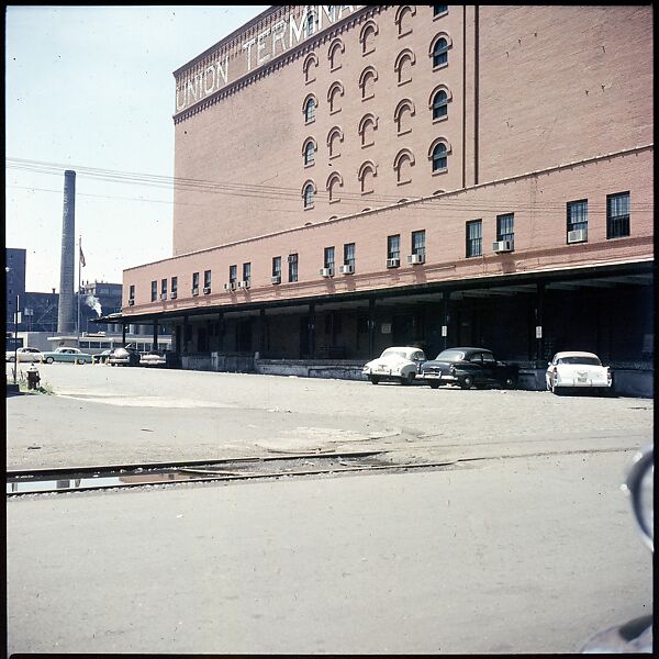 [227 Views of Buildings and Brooklyn Bridge for Fortune Article "On the Waterfront"], Walker Evans (American, St. Louis, Missouri 1903–1975 New Haven, Connecticut), Color film transparency