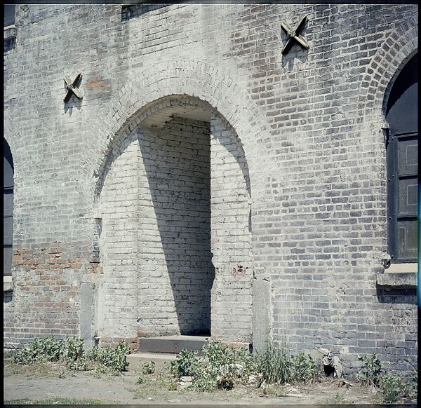 [227 Views of Buildings and Brooklyn Bridge for Fortune Article "On the Waterfront"], Walker Evans (American, St. Louis, Missouri 1903–1975 New Haven, Connecticut), Color film transparency