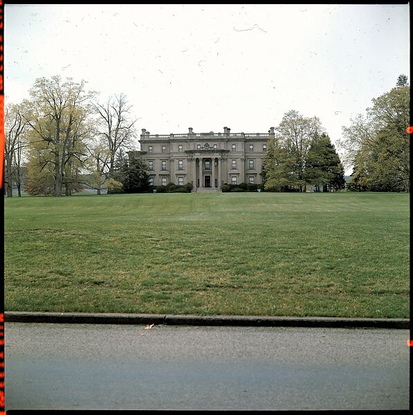 [158 Views of Houses in Hudson River Valley for Time-Life Project "The Gateway States"], Walker Evans (American, St. Louis, Missouri 1903–1975 New Haven, Connecticut), Color film transparency 