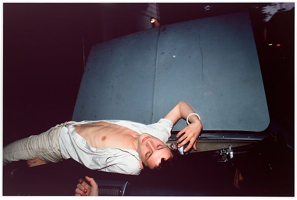 絵画 Golden Curtain (By Artist Nann Nann) Nan Goldin - French Chris on the Convertible, NYC - The