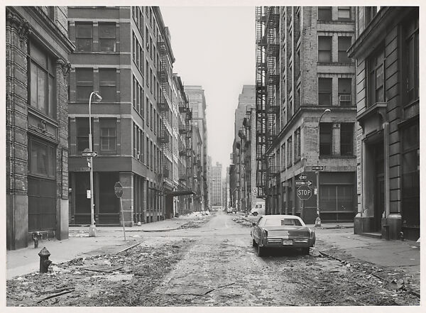 Crosby Street, Soho, New York, Thomas Struth (German, born Geldern, 1954), Gelatin silver print 