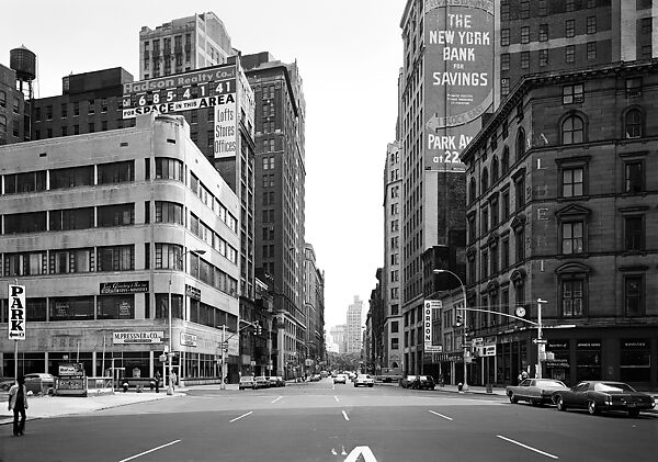 Broadway at 22nd Street, Flatiron District, New York, Thomas Struth (German, born Geldern, 1954), Gelatin silver print 