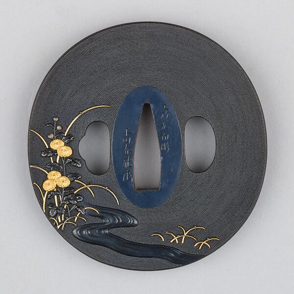 Sword Guard (Tsuba), Copper-gold alloy (shakudō), gold, silver, copper-silver alloy (shibuichi), copper, Japanese