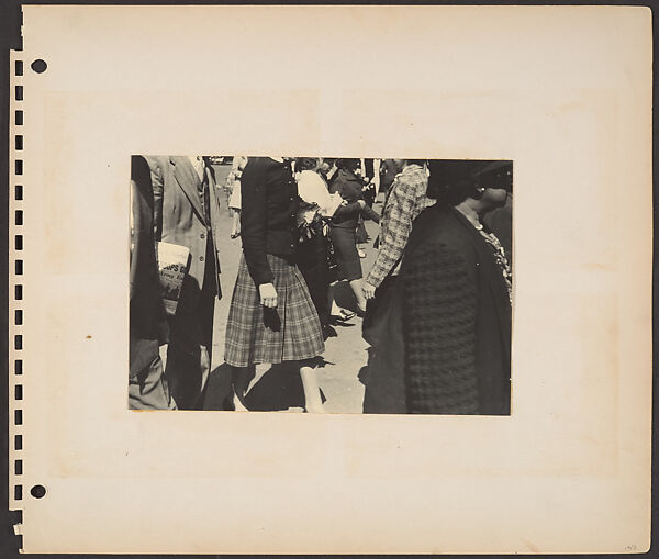 [Pedestrians, New York City], Rudy Burckhardt (American (born Switzerland), Basel 1914–1999 Searsmont, Maine), Gelatin silver print 