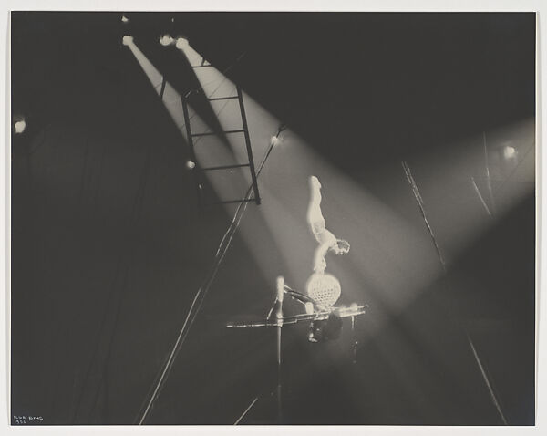 Circus, Madison Square Garden, NY, Ilse Bing (German, 1899–1998), Gelatin silver print 