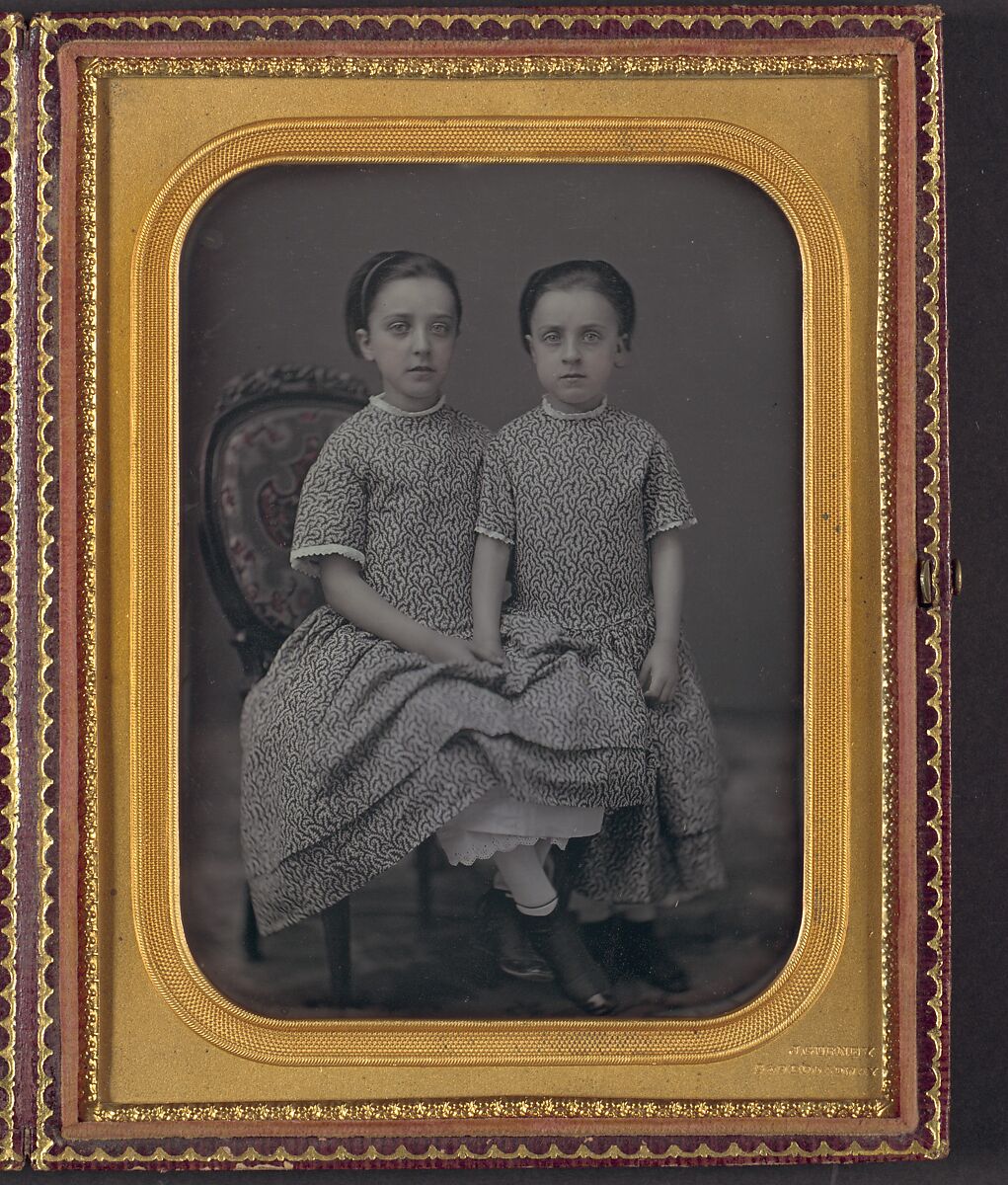 [Two Girls in Identical Dresses], Jeremiah Gurney (American, 1812–1895 Coxsackie, New York), Daguerreotype 