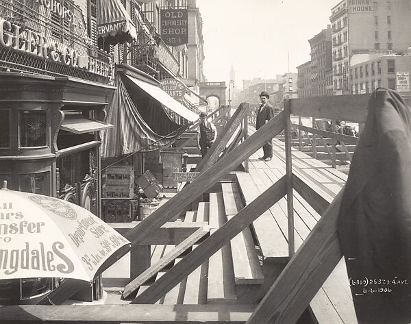 [Interborough Rapid Transit (IRT) Construction, 25th Street and Fourth Avenue, New York City], W. R. C. (American, active ca. 1900s–1930s), Platinum print 