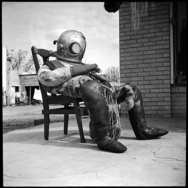 [Sponge Diver's Suit, Florida], Walker Evans (American, St. Louis, Missouri 1903–1975 New Haven, Connecticut), Film negative 