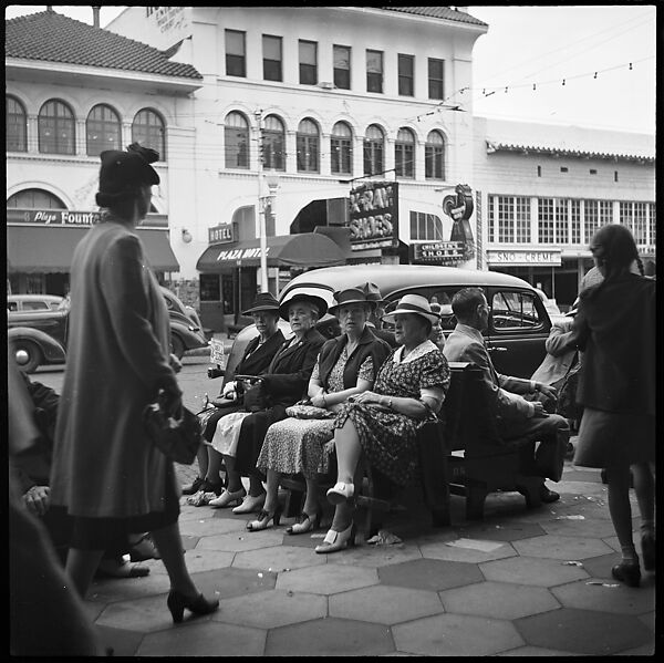 Walker Evans | [Women Seated on Benches, St. Petersburg, Florida] | The ...