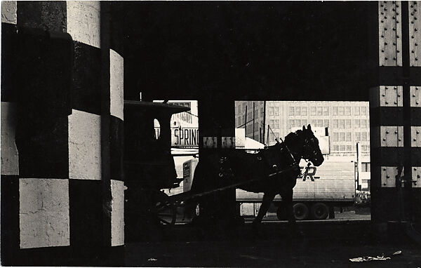 Horse Pulling Wagon, New York City, Benn Mitchell (American, born 1926), Gelatin silver print 