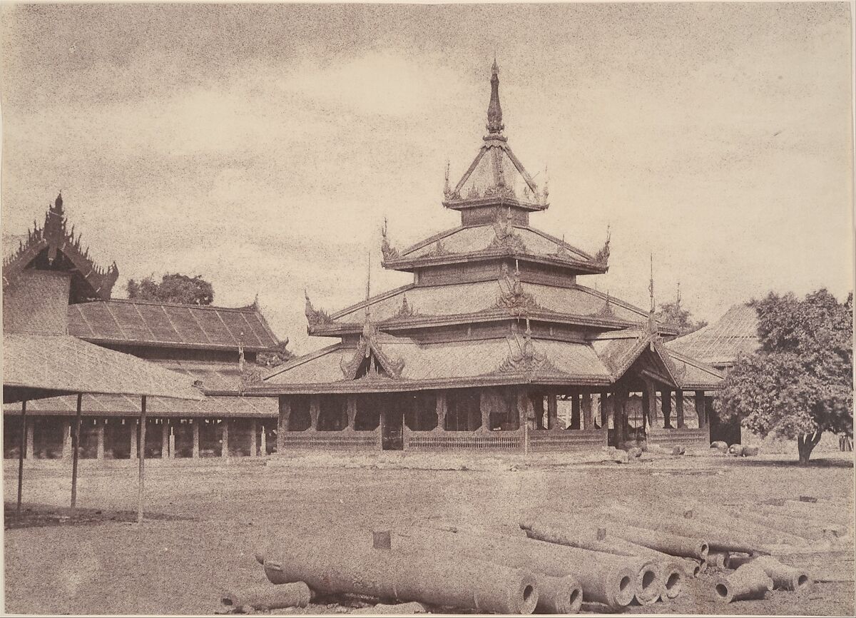 Amerapoora, Palace of the White Elephant, Linnaeus Tripe (British, Devonport (Plymouth Dock) 1822–1902 Devonport), Salted paper print from waxed(?) paper negative 