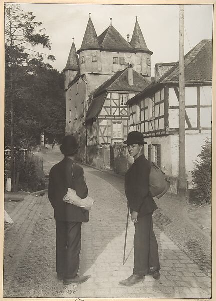 Fahrende Handwerksburschen, Germany, August Sander (German, 1876–1964), Gelatin silver print 