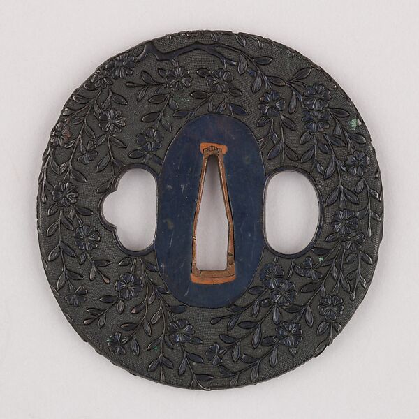 Sword Guard (Tsuba), Copper-gold alloy (shakudō), copper, Japanese
