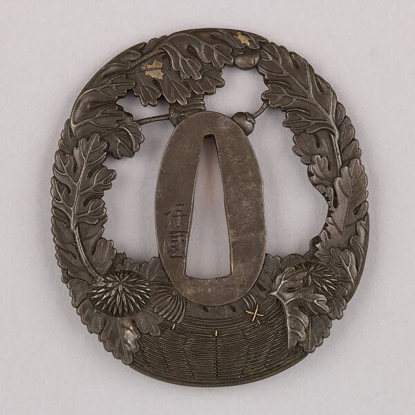 Sword Guard (Tsuba), Copper-silver alloy (shibuichi), copper, Japanese 