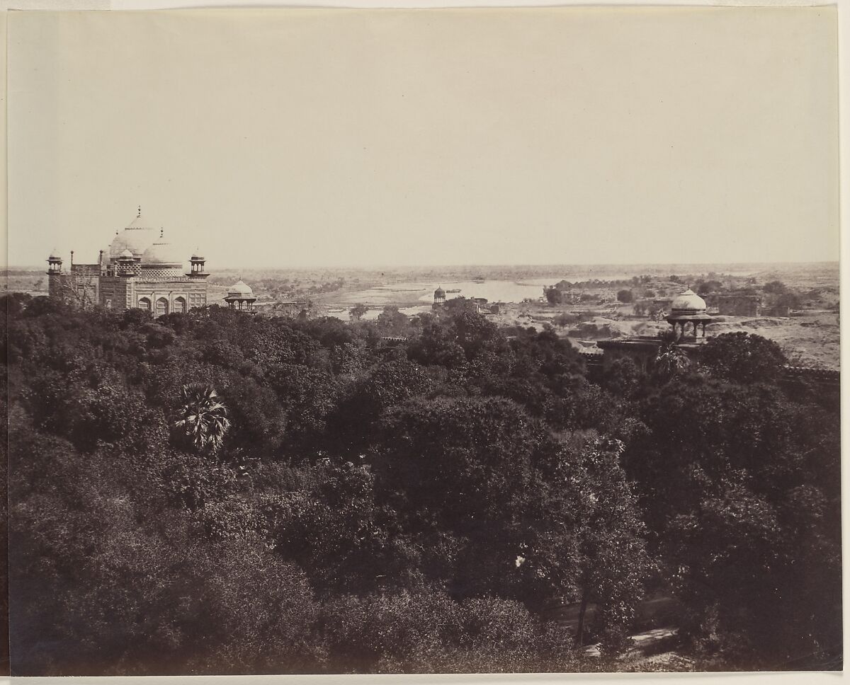 [The Taj Mahal from the Gateway], John Murray (British, Blackhouse, Aberdeenshire, Scotland 1809–1898 Sheringham, Norfolk county, England), Albumen silver prints from waxed paper negatives