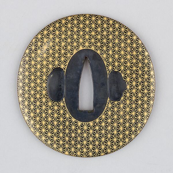 Sword Guard (Tsuba), Copper-gold alloy (shakudō), gold, copper, Japanese