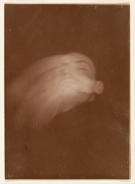 Un Gesto del Capo, Anton Giulio Bragaglia (Italian, 1890–1960), Gelatin silver print 