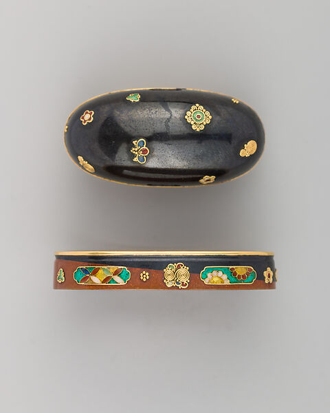 Sword-Hilt Collar and Pommel (Fuchigashira), Copper-gold alloy (shakudō), copper, gold, enamel, Japanese 
