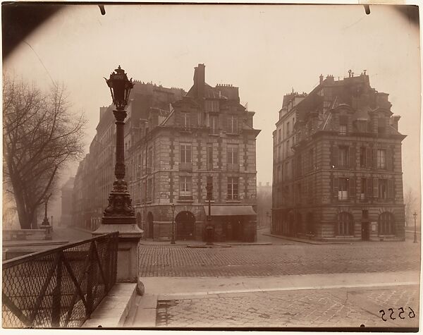 Terre-plein du Pont Neuf, Matinée d'Hiver, Eugène Atget (French, Libourne 1857–1927 Paris), Gelatin silver print from glass negative 