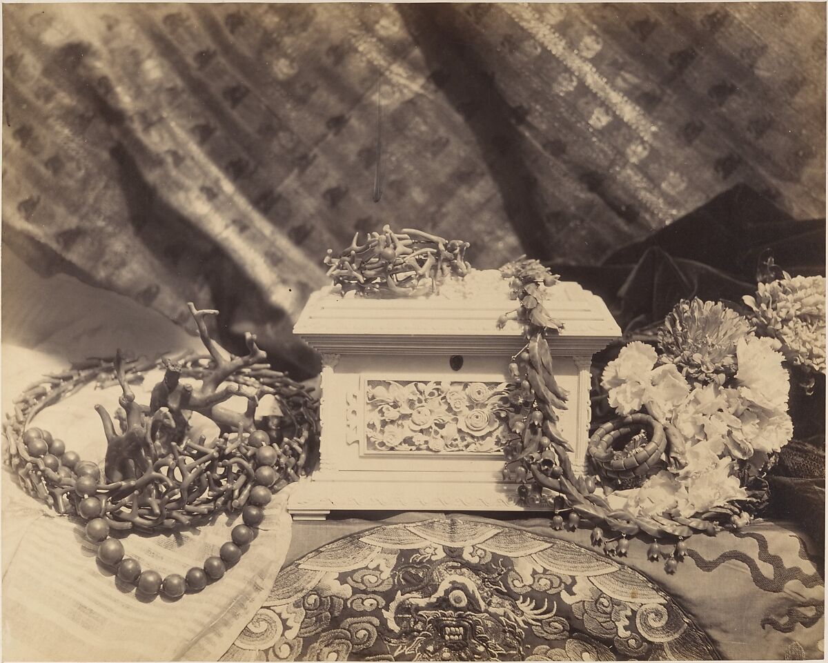 Chinese Jewel Casket, Roger Fenton (British, 1819–1869), Albumen silver print from glass negative 