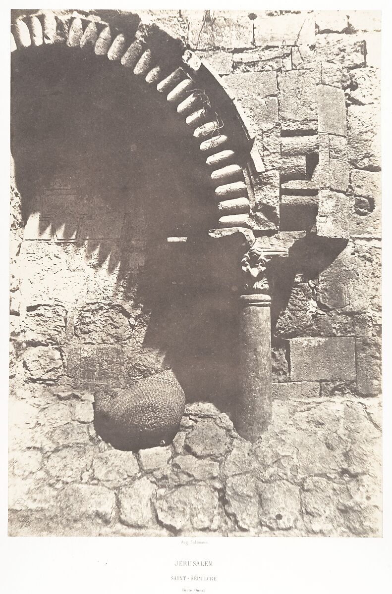 Jérusalem, Saint-Sépulcre, Porte Ouest, Auguste Salzmann (French, 1824–1872), Salted paper print from paper negative 